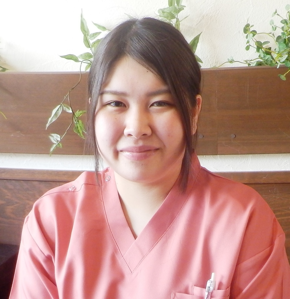staff_kato 動物看護師 加藤ほのか